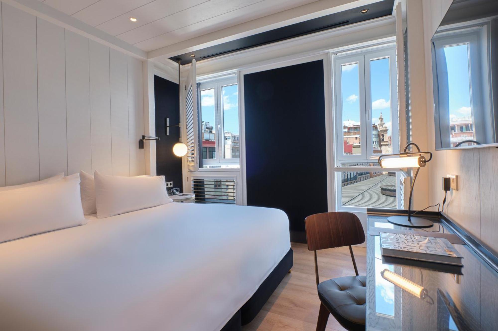 Estimar Valencia Hotell Exteriör bild